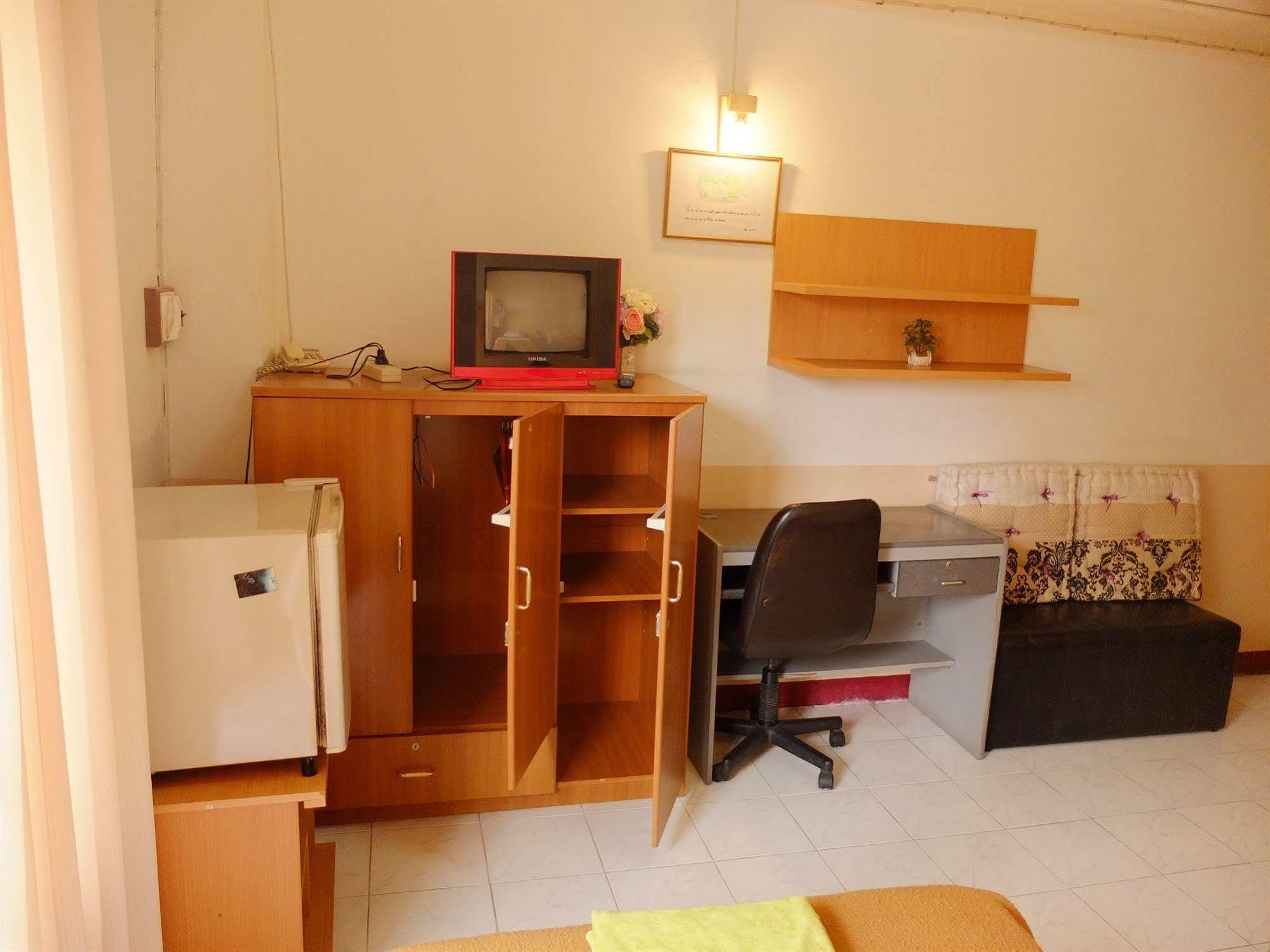 Boonmee Guest House Chiang Mai Esterno foto