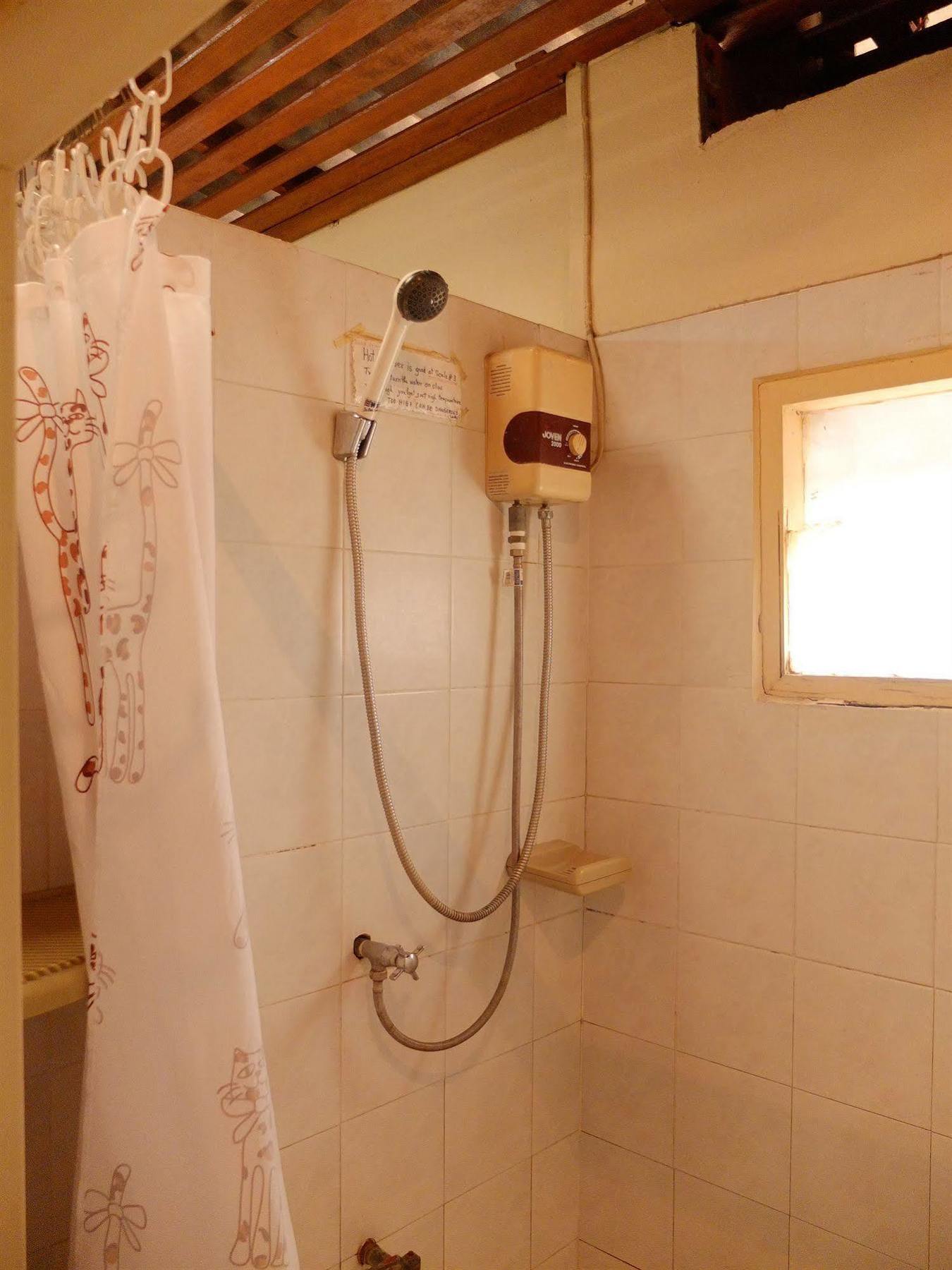 Boonmee Guest House Chiang Mai Esterno foto