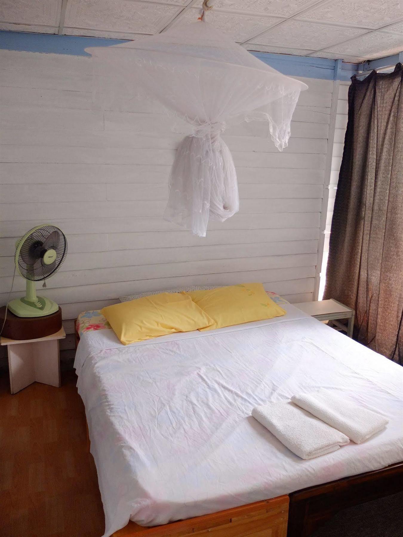 Boonmee Guest House Chiang Mai Esterno foto