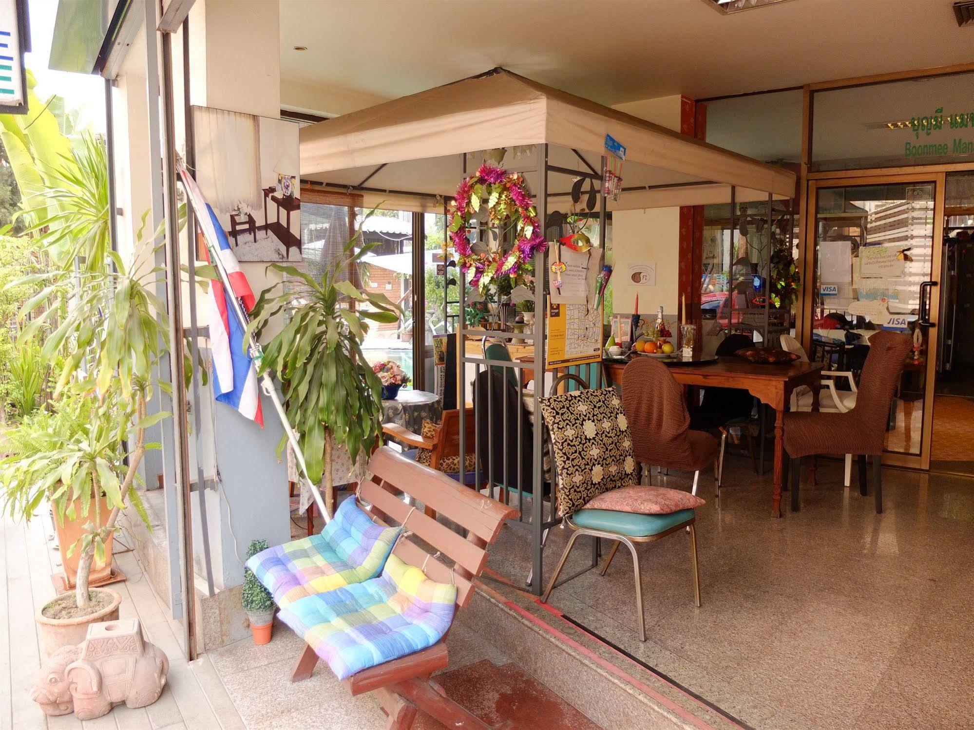 Boonmee Guest House Chiang Mai Esterno foto